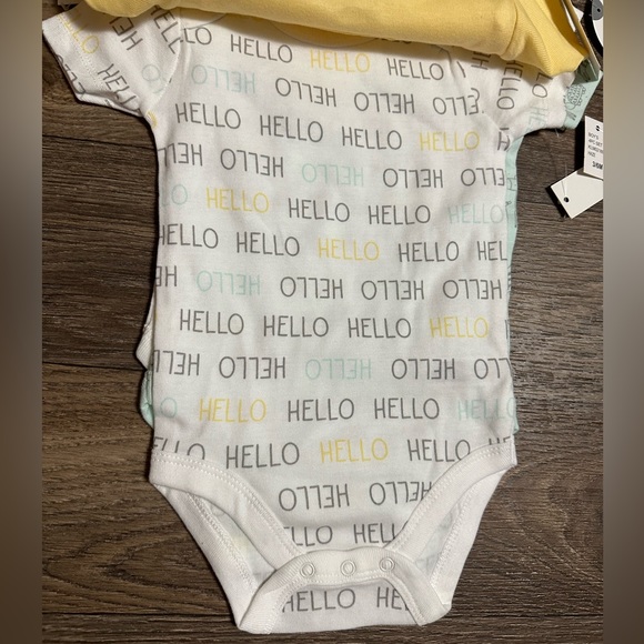 Neutral baby set Sleeper and Onesies Bodysuits 3-6 months - Picture 5 of 7